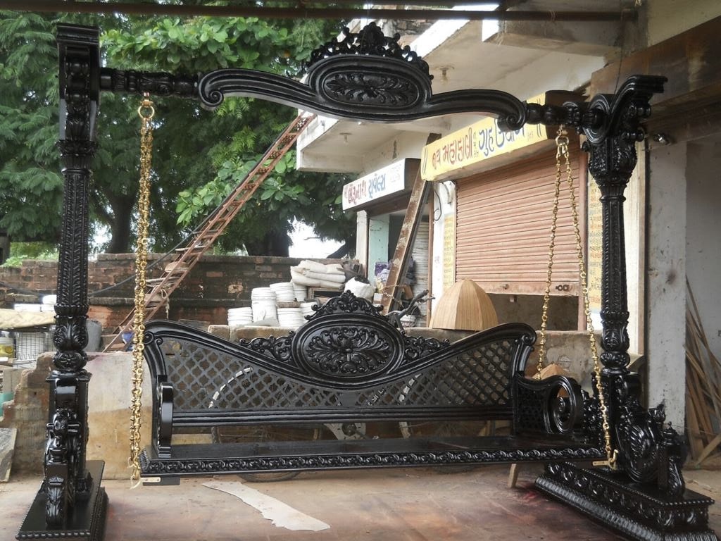 Heritage Black Royal Swing